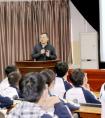【附中】王晓杰传授为学生作励志演讲学生励志